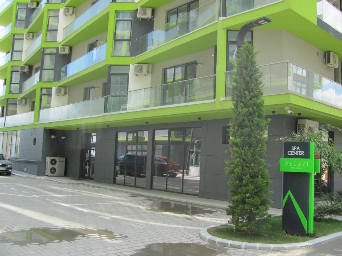 Apartamente Azzurro On The Beach Navodari Bagian luar foto