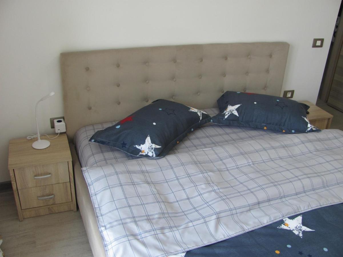 Apartamente Azzurro On The Beach Navodari Bagian luar foto